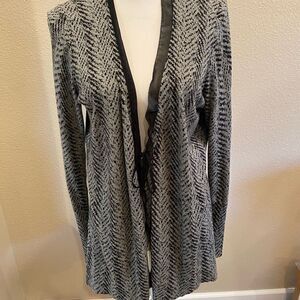 Simply Vera Gray Patterned Women's Sweater Size L
